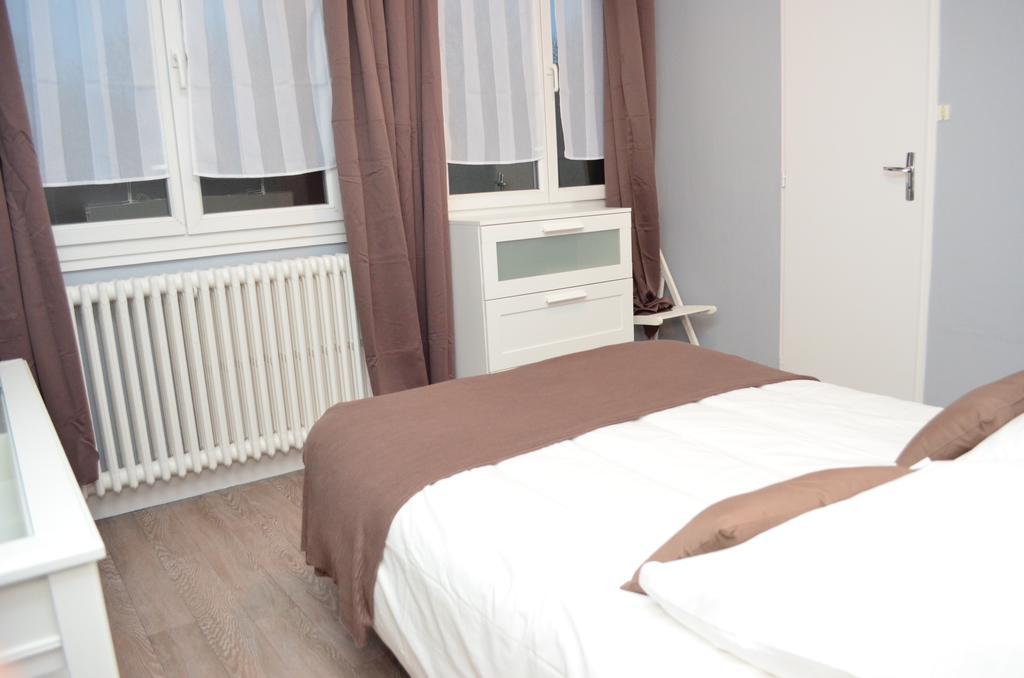 Auberge Du Lac Hotel Marcilly-sur-Tille ห้อง รูปภาพ