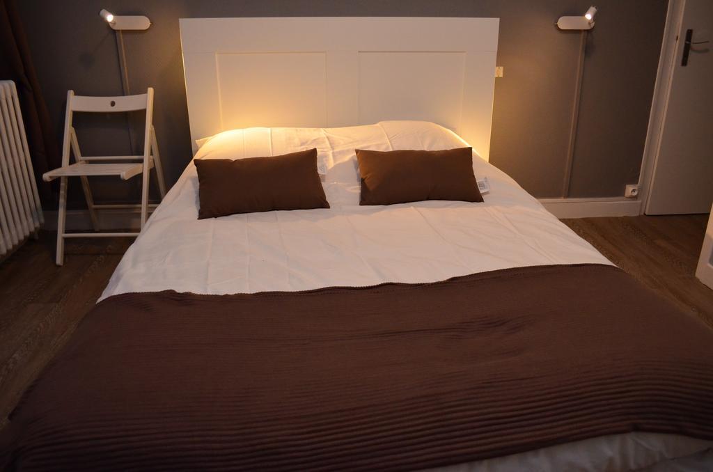 Auberge Du Lac Hotel Marcilly-sur-Tille ภายนอก รูปภาพ